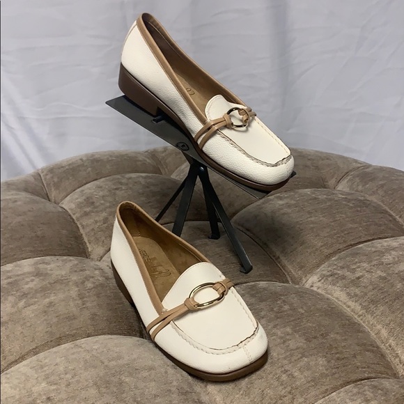 aerosoles leather flats